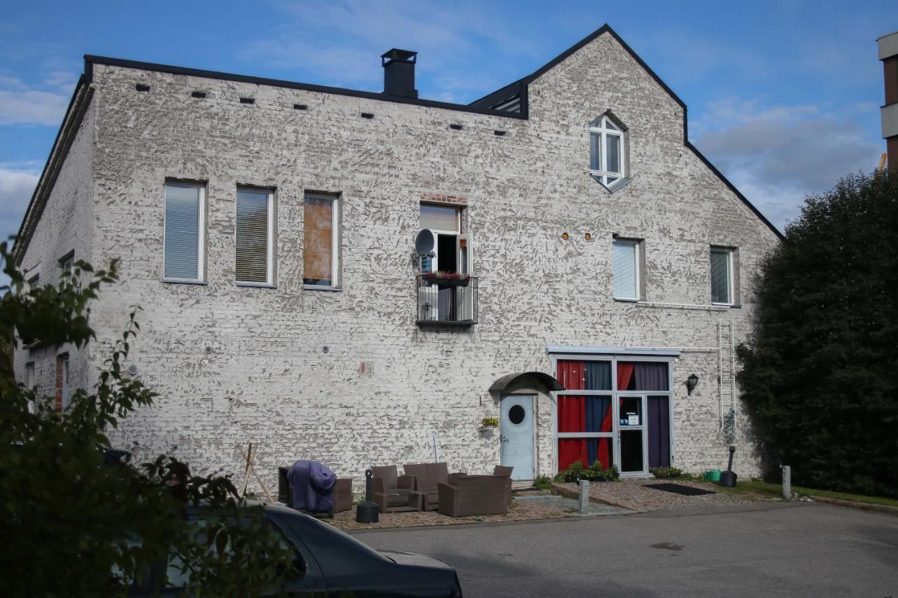 Guesthouse Little Tundra Lahti Eksteriør billede